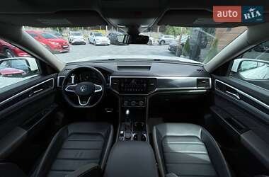 Внедорожник / Кроссовер Volkswagen Atlas 2021 в 