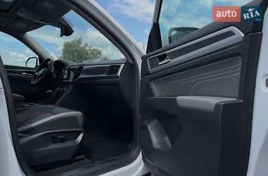 Внедорожник / Кроссовер Volkswagen Atlas 2021 в 