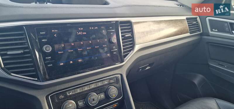 Позашляховик / Кросовер Volkswagen Atlas 2018 в Львові