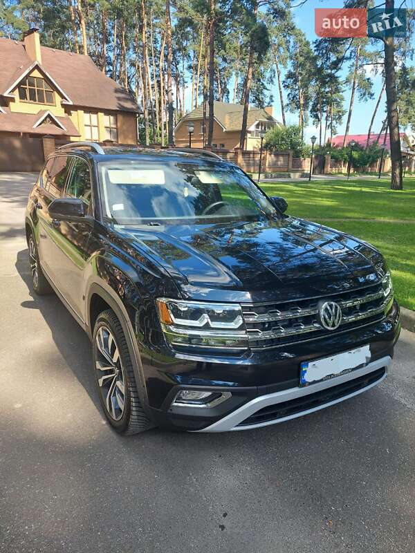 Позашляховик / Кросовер Volkswagen Atlas 2019 в Києві