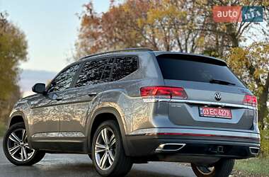 Внедорожник / Кроссовер Volkswagen Atlas 2021 в 
