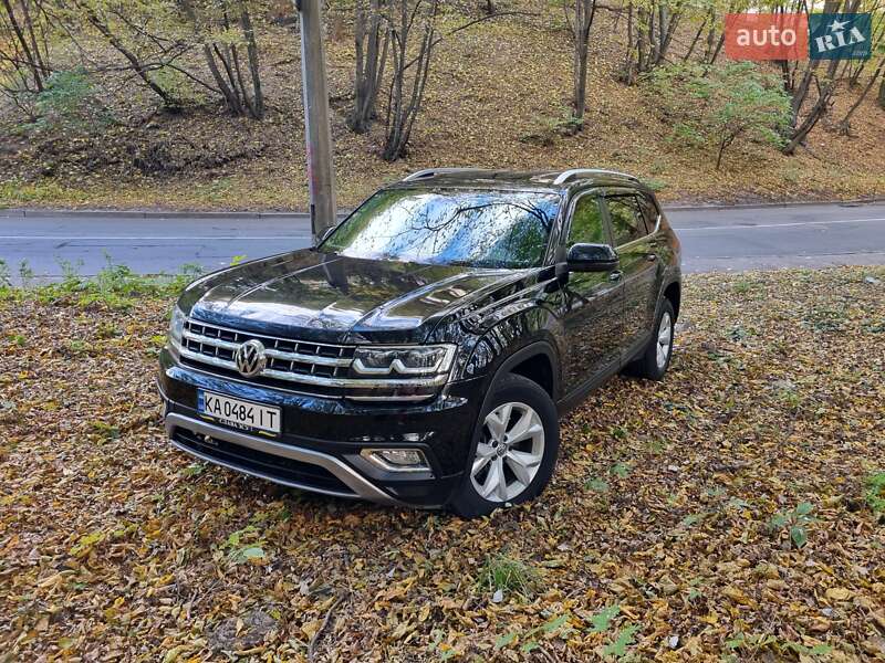 Внедорожник / Кроссовер Volkswagen Atlas 2017 в Киеве