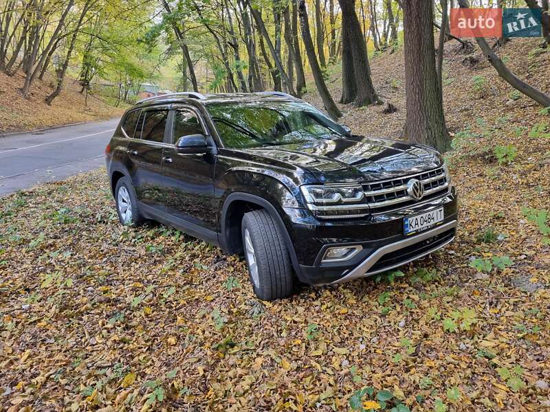 Внедорожник / Кроссовер Volkswagen Atlas 2017 в Киеве
