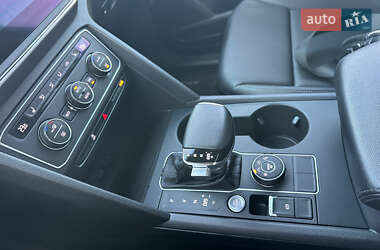 Внедорожник / Кроссовер Volkswagen Atlas 2017 в 