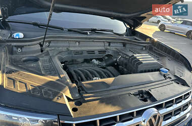 Внедорожник / Кроссовер Volkswagen Atlas 2017 в 