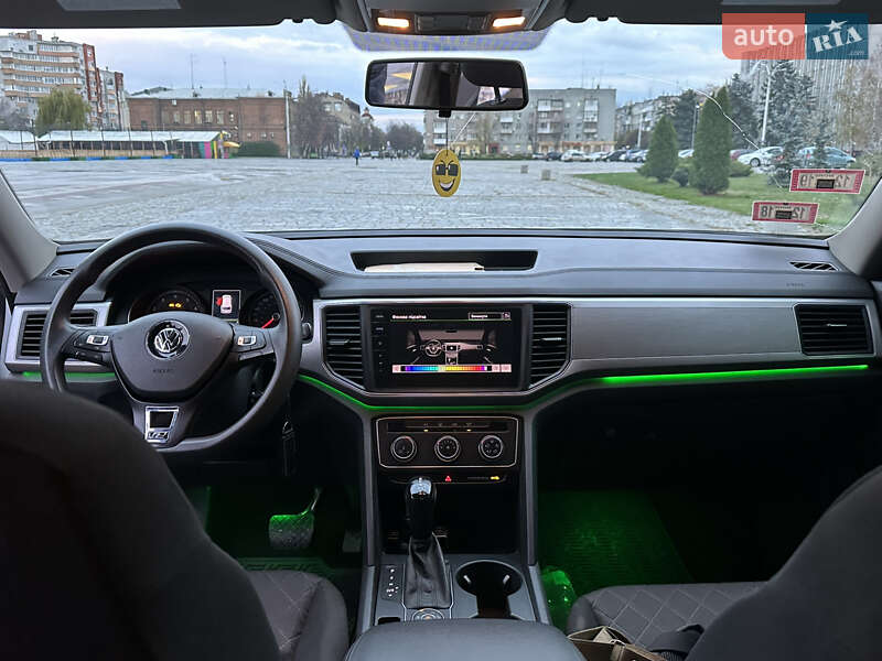 Внедорожник / Кроссовер Volkswagen Atlas 2017 в Кременчуге