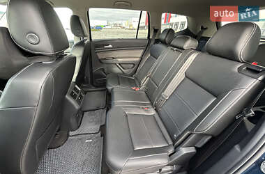 Позашляховик / Кросовер Volkswagen Atlas 2021 в 