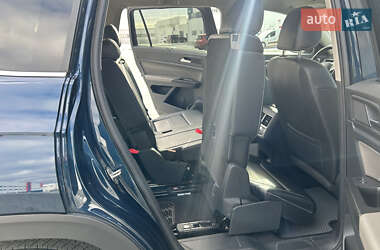 Позашляховик / Кросовер Volkswagen Atlas 2021 в 