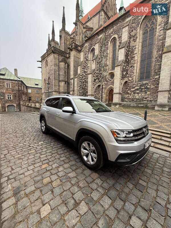 Внедорожник / Кроссовер Volkswagen Atlas 2017 в Киеве