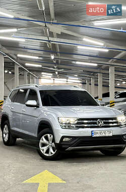 Внедорожник / Кроссовер Volkswagen Atlas 2017 в 