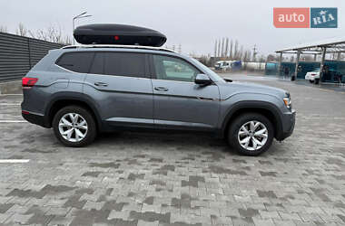 Позашляховик / Кросовер Volkswagen Atlas 2018 в 
