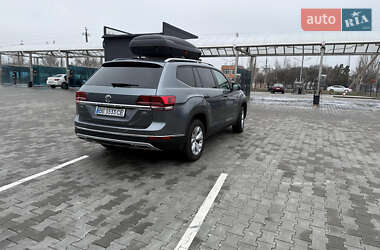 Позашляховик / Кросовер Volkswagen Atlas 2018 в 
