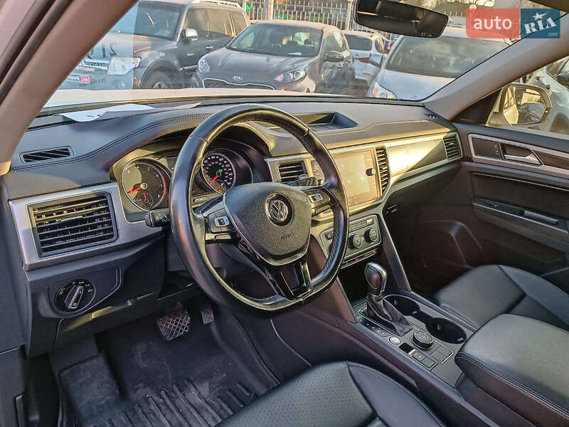 Внедорожник / Кроссовер Volkswagen Atlas 2017 в Харькове