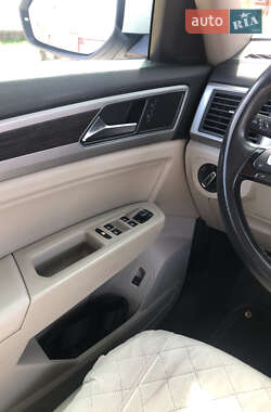 Внедорожник / Кроссовер Volkswagen Atlas 2018 в 