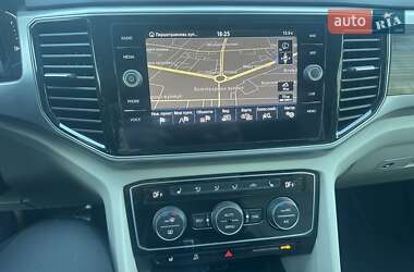 Внедорожник / Кроссовер Volkswagen Atlas 2019 в 