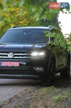 Позашляховик / Кросовер Volkswagen Atlas 2019 в 