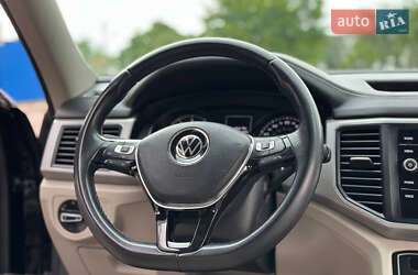 Внедорожник / Кроссовер Volkswagen Atlas 2019 в 