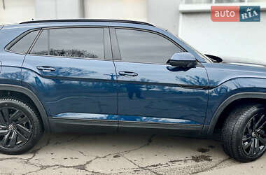 Позашляховик / Кросовер Volkswagen Atlas 2020 в 