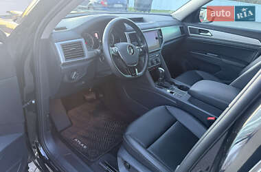 Внедорожник / Кроссовер Volkswagen Atlas 2019 в 