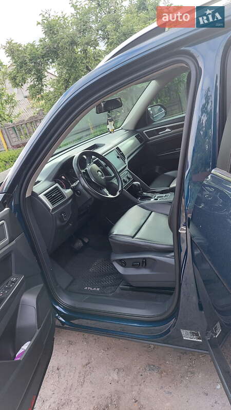 Внедорожник / Кроссовер Volkswagen Atlas 2017 в Василькове