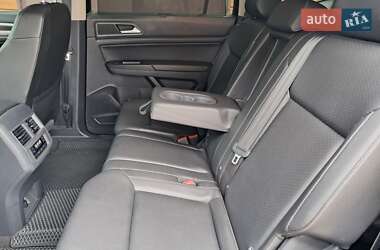 Внедорожник / Кроссовер Volkswagen Atlas 2019 в 