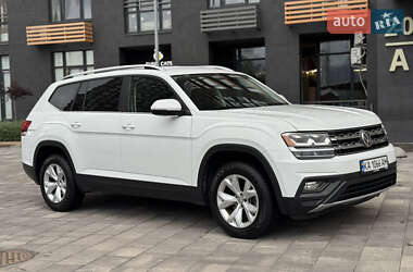 Позашляховик / Кросовер Volkswagen Atlas 2018 в 