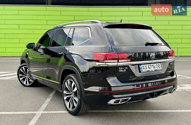 Внедорожник / Кроссовер Volkswagen Atlas 2021 в 