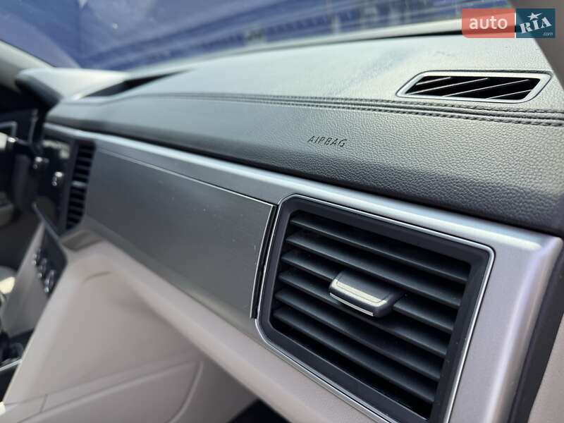 Внедорожник / Кроссовер Volkswagen Atlas 2018 в Кривом Роге