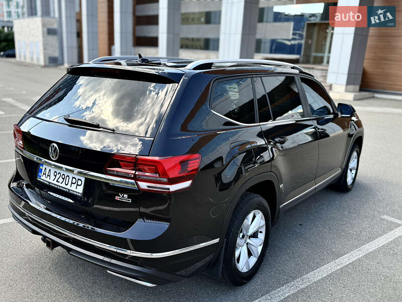 Внедорожник / Кроссовер Volkswagen Atlas 2017 в Киеве