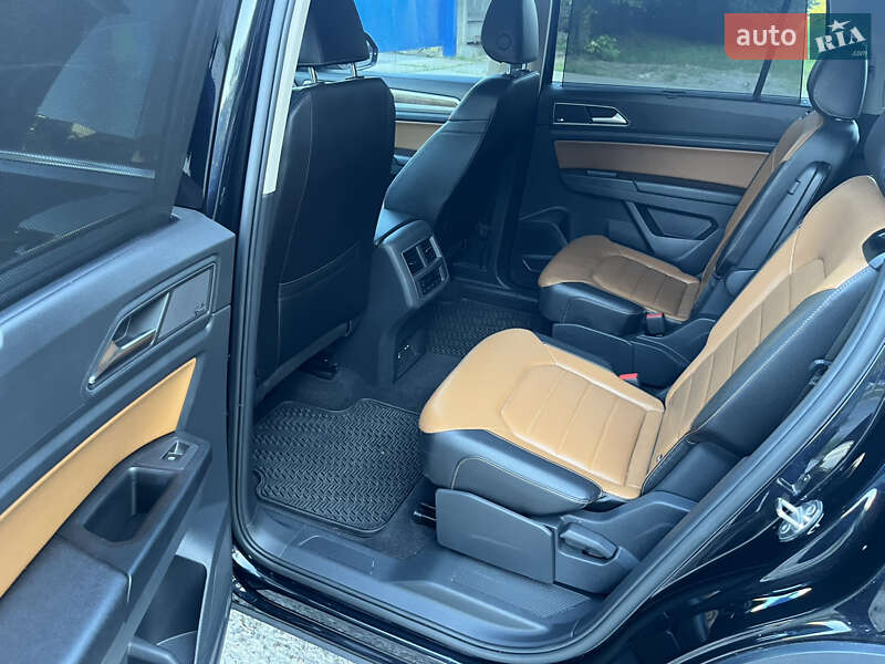 Внедорожник / Кроссовер Volkswagen Atlas 2017 в Харькове