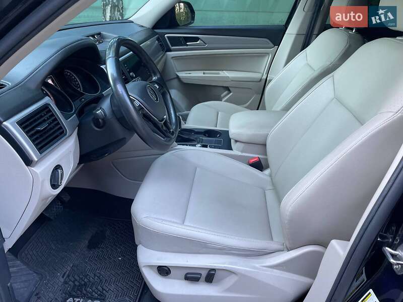 Внедорожник / Кроссовер Volkswagen Atlas 2019 в Киеве фото 10 Внедорожник / Кроссовер Volkswagen Atlas 2019 в Киеве