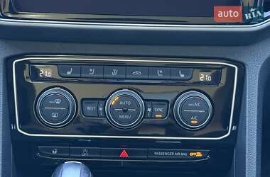 Внедорожник / Кроссовер Volkswagen Atlas 2018 в 
