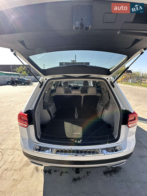 Позашляховик / Кросовер Volkswagen Atlas 2019 в Петропавлівській Борщагівці
