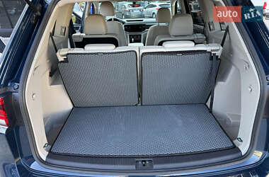 Внедорожник / Кроссовер Volkswagen Atlas 2022 в 