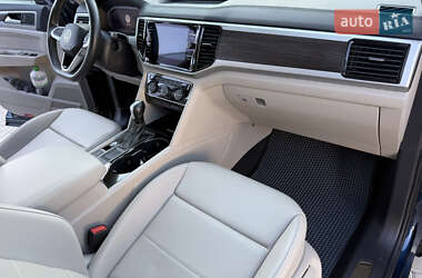 Внедорожник / Кроссовер Volkswagen Atlas 2022 в 