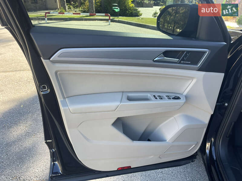 Внедорожник / Кроссовер Volkswagen Atlas 2019 в Харькове