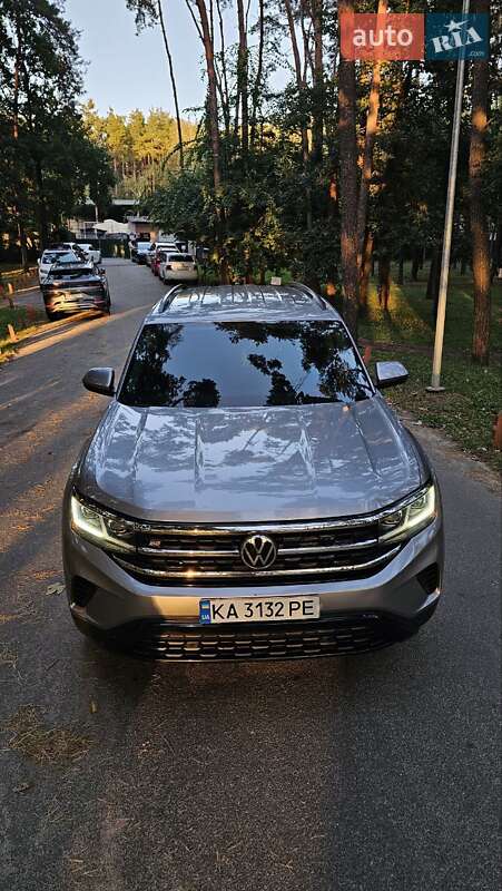 Внедорожник / Кроссовер Volkswagen Atlas 2022 в Киеве