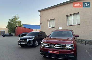Позашляховик / Кросовер Volkswagen Atlas 2018 в 