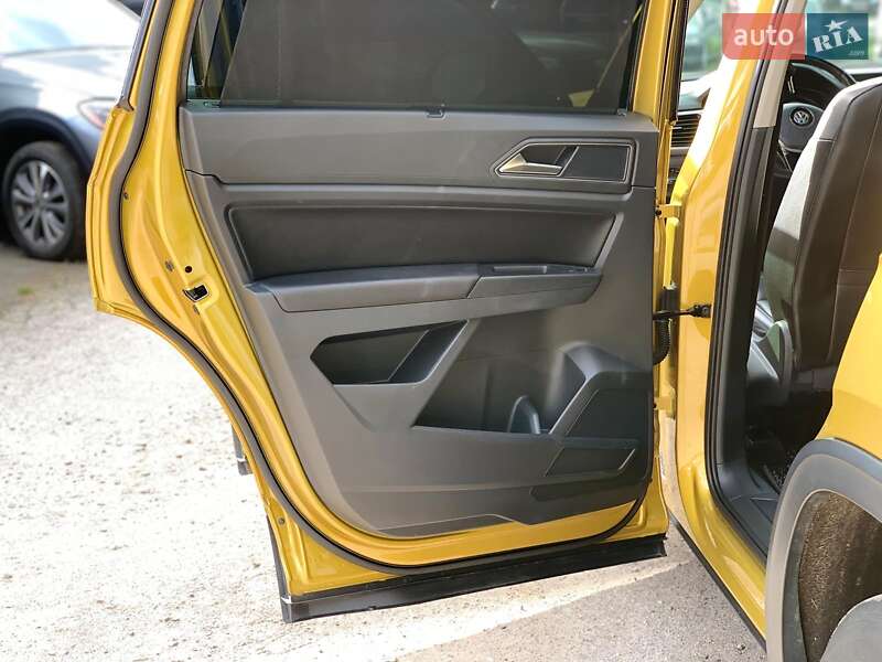 Позашляховик / Кросовер Volkswagen Atlas 2017 в Вінниці