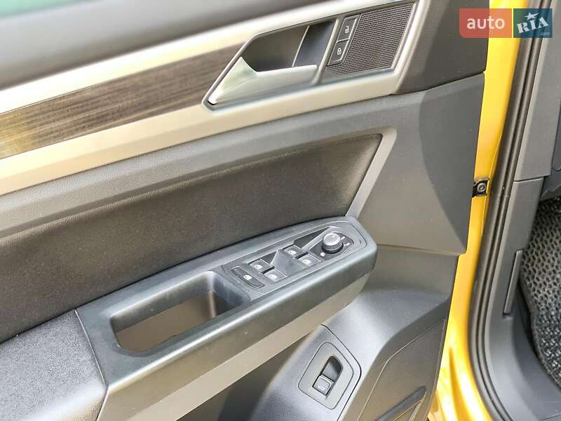 Позашляховик / Кросовер Volkswagen Atlas 2017 в Вінниці