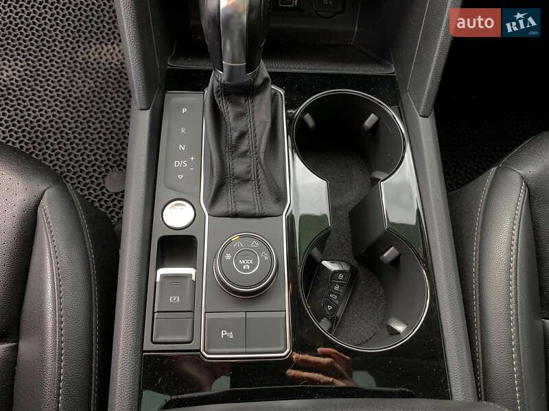 Позашляховик / Кросовер Volkswagen Atlas 2017 в Вінниці