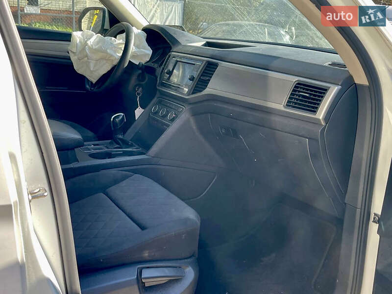 Внедорожник / Кроссовер Volkswagen Atlas 2017 в Львове