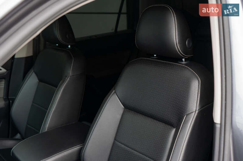 Позашляховик / Кросовер Volkswagen Atlas 2021 в Києві