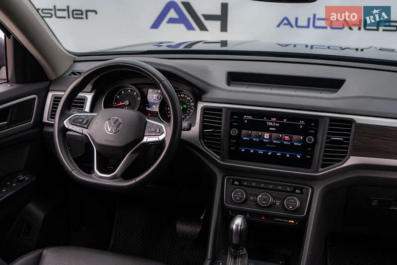 Позашляховик / Кросовер Volkswagen Atlas 2021 в Києві