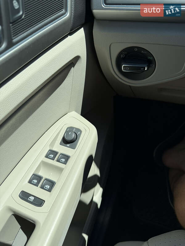 Позашляховик / Кросовер Volkswagen Atlas 2018 в Києві фото 28 Позашляховик / Кросовер Volkswagen Atlas 2018 в Києві