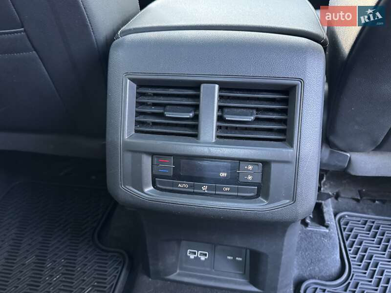 Внедорожник / Кроссовер Volkswagen Atlas 2020 в Киеве фото 18 Внедорожник / Кроссовер Volkswagen Atlas 2020 в Киеве