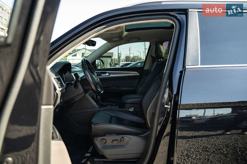 Позашляховик / Кросовер Volkswagen Atlas 2020 в Чернівцях