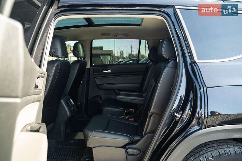 Позашляховик / Кросовер Volkswagen Atlas 2020 в Чернівцях