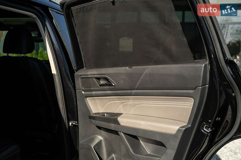 Позашляховик / Кросовер Volkswagen Atlas 2020 в Чернівцях