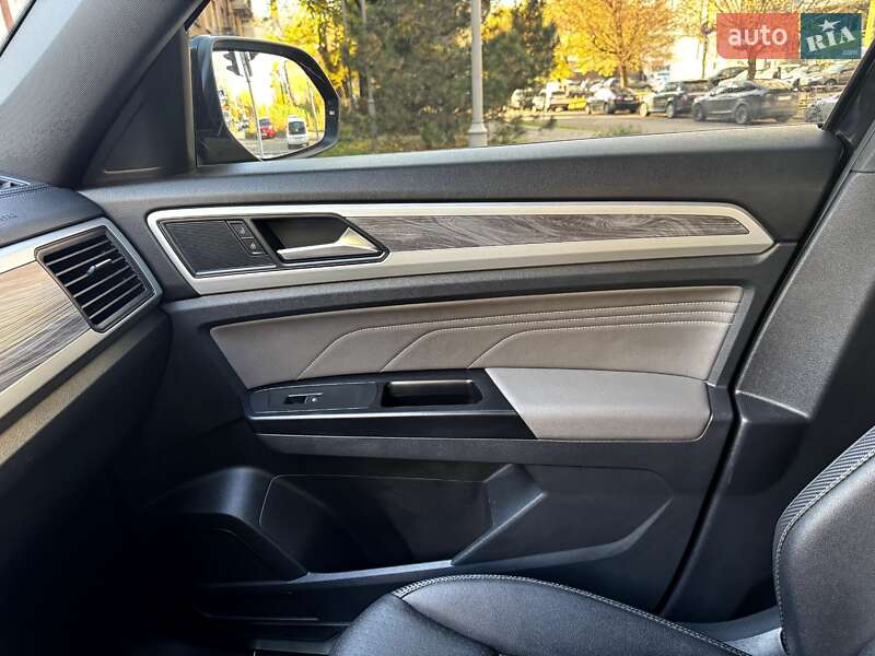 Внедорожник / Кроссовер Volkswagen Atlas 2020 в Киеве фото 54 Внедорожник / Кроссовер Volkswagen Atlas 2020 в Киеве